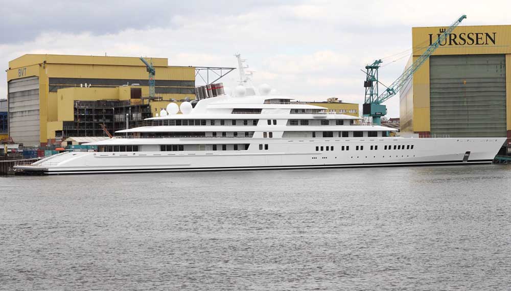 List of top ten most luxurious yachts in the world