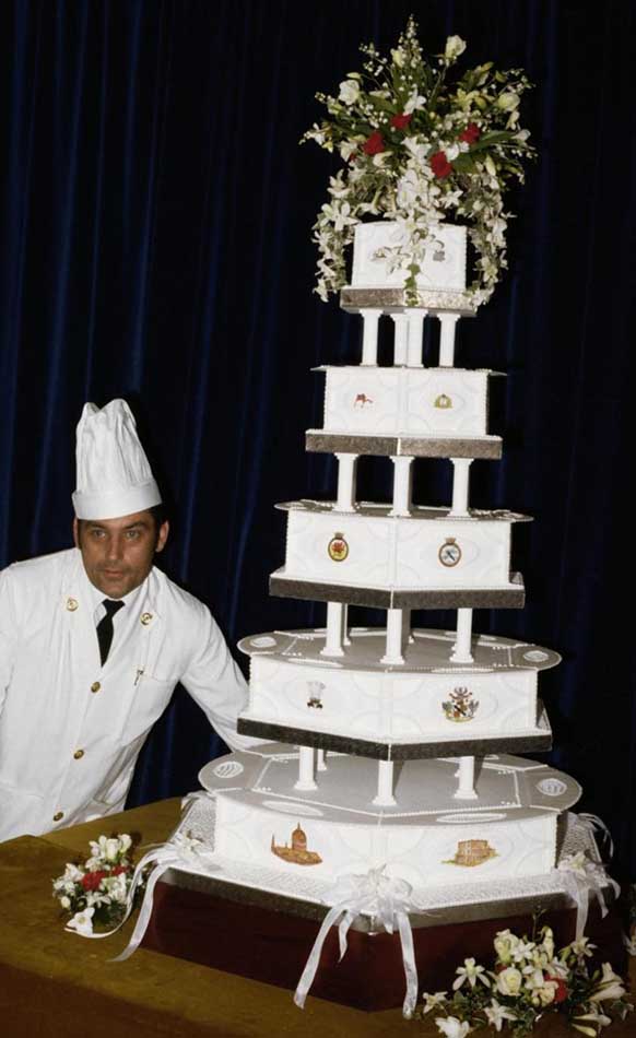 Top Three Most Expensive Celebrity Wedding Cakes in the World