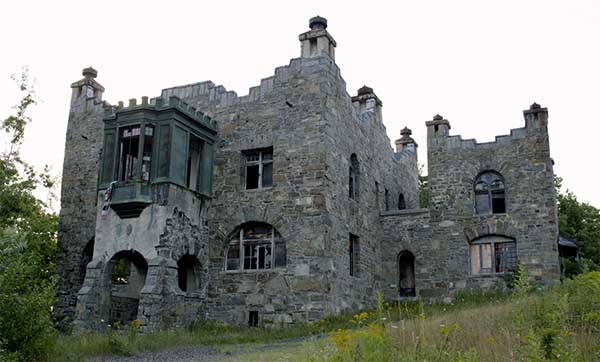 Most Expensive Haunted Houses in the World